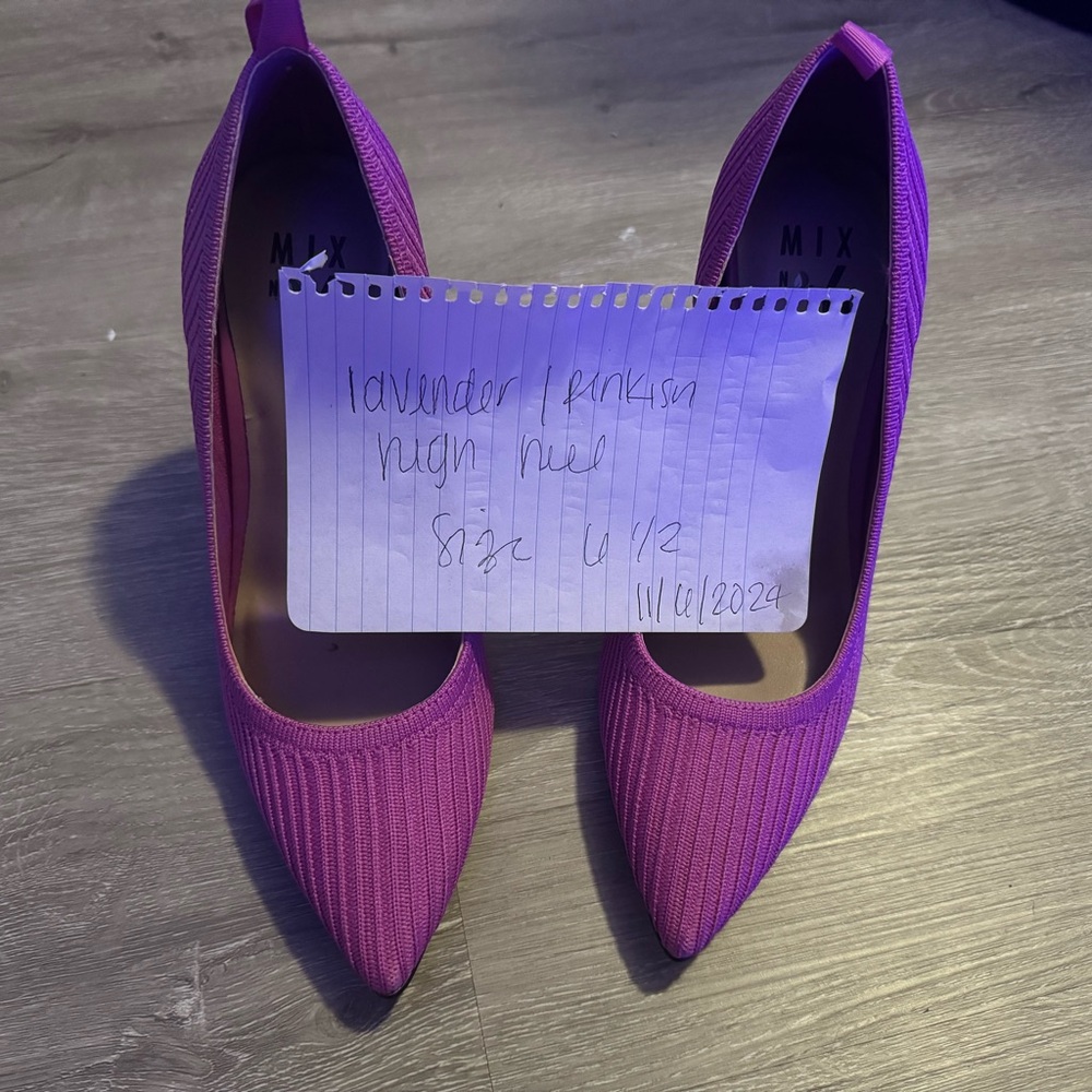Lavender/pinkish High Heel - Picture 7 of 7